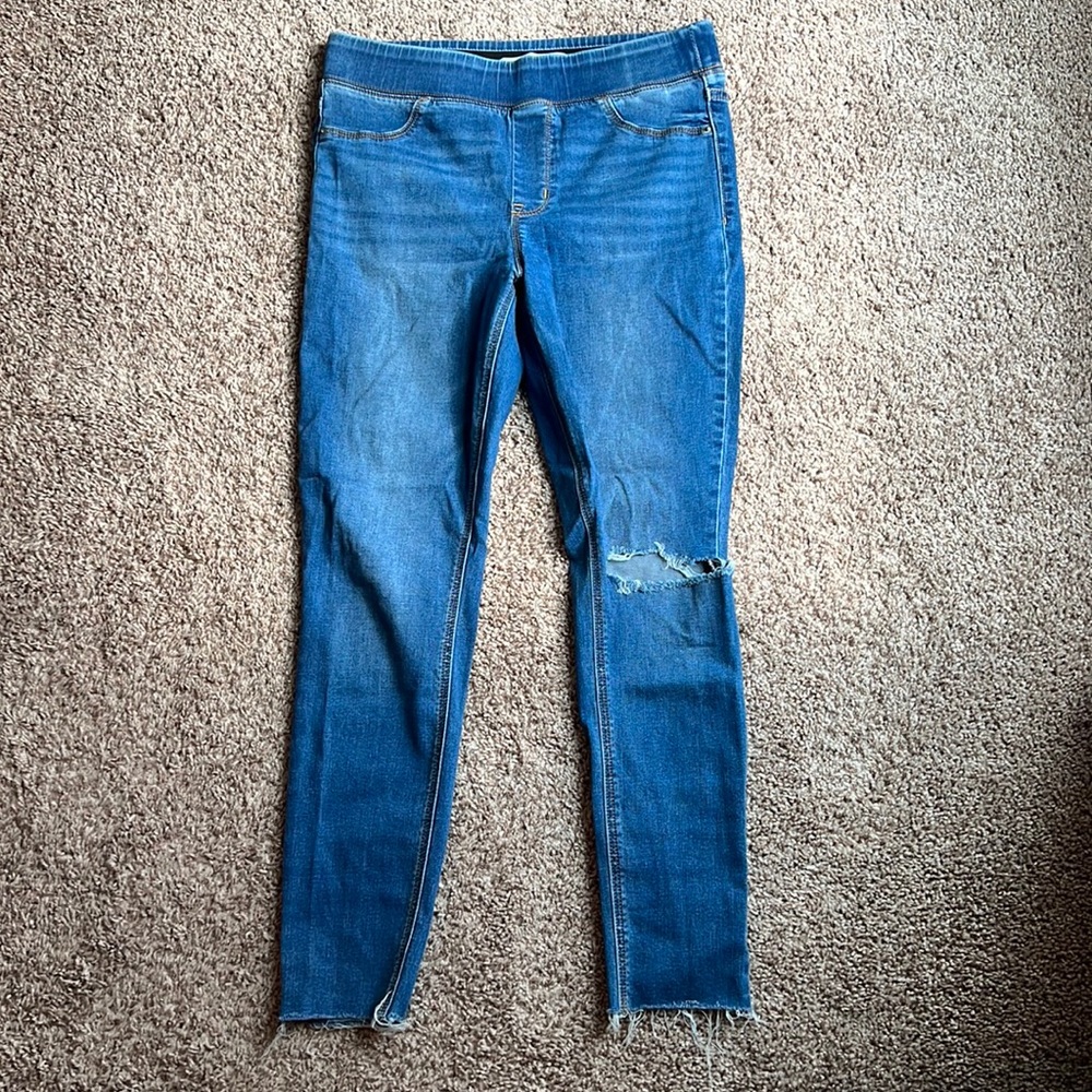 Old Navy Rockstar Super Skinny Jeggings, size 8